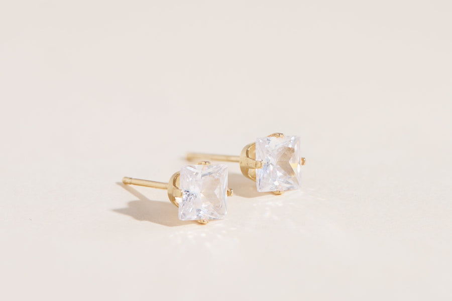 Agathe Square Medium Studs