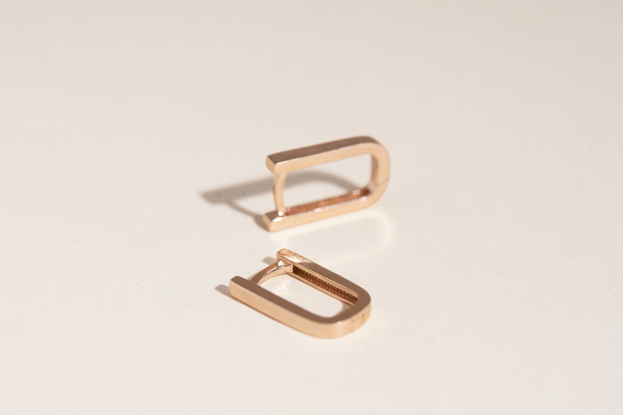 Boucles d'oreilles Christina huggies en or rose