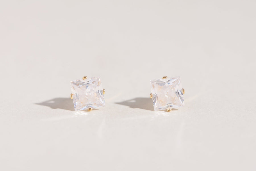 Agathe Square Medium Studs