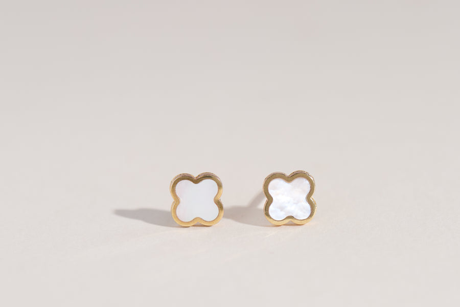 Boucles d'oreilles Lisa mini trèfles perlés