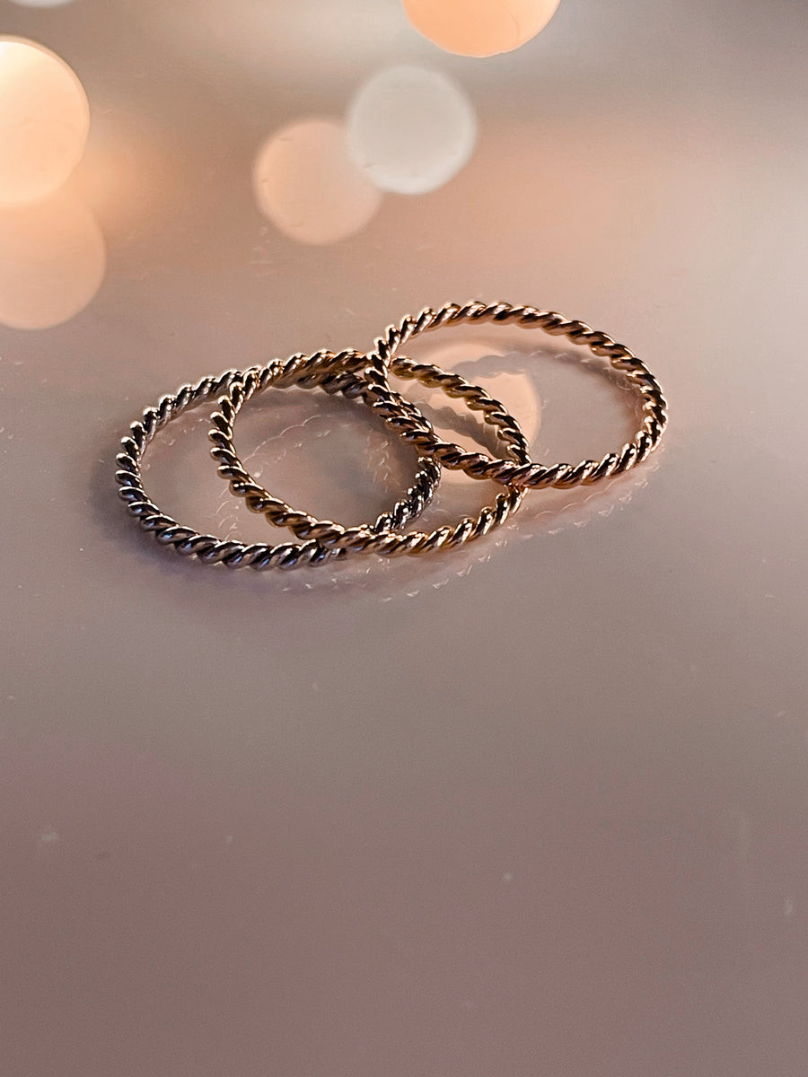 Miley Pink Gold Torsade Ring