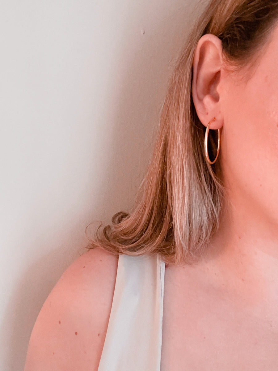 Boucles d'oreilles Yasmine anneaux légères grand format