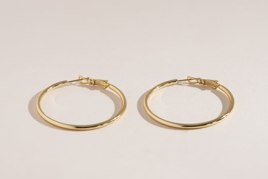 Boucles d'oreilles Audrey anneaux classiques 
