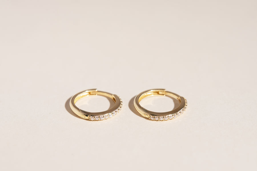 Boucles d'oreilles Victoria huggies scintillantes