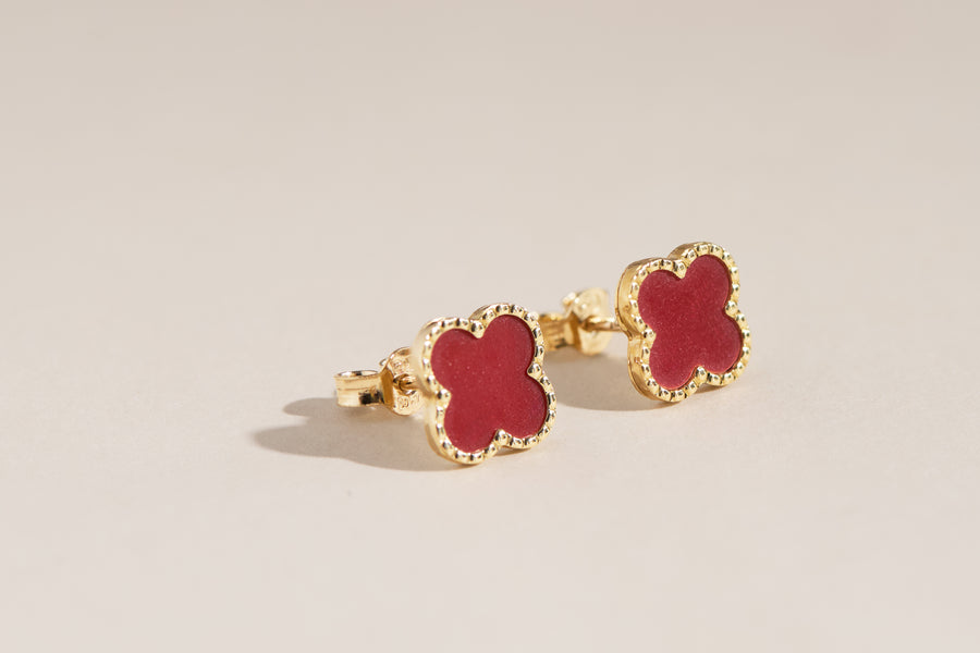 Boucles d'oreilles Samantha avec trèfle rouge