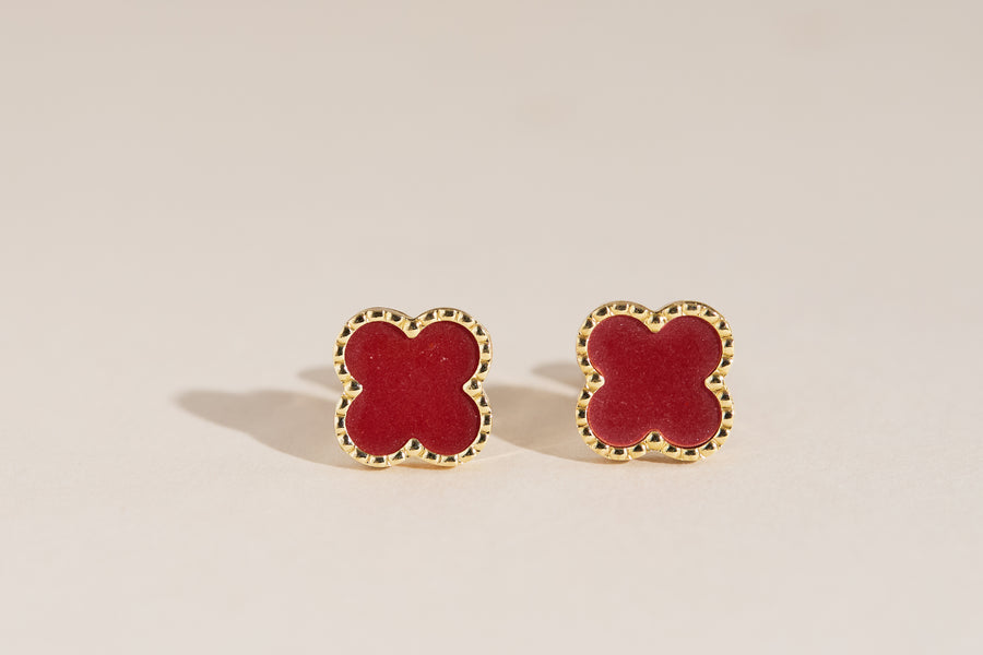 Boucles d'oreilles Samantha avec trèfle rouge