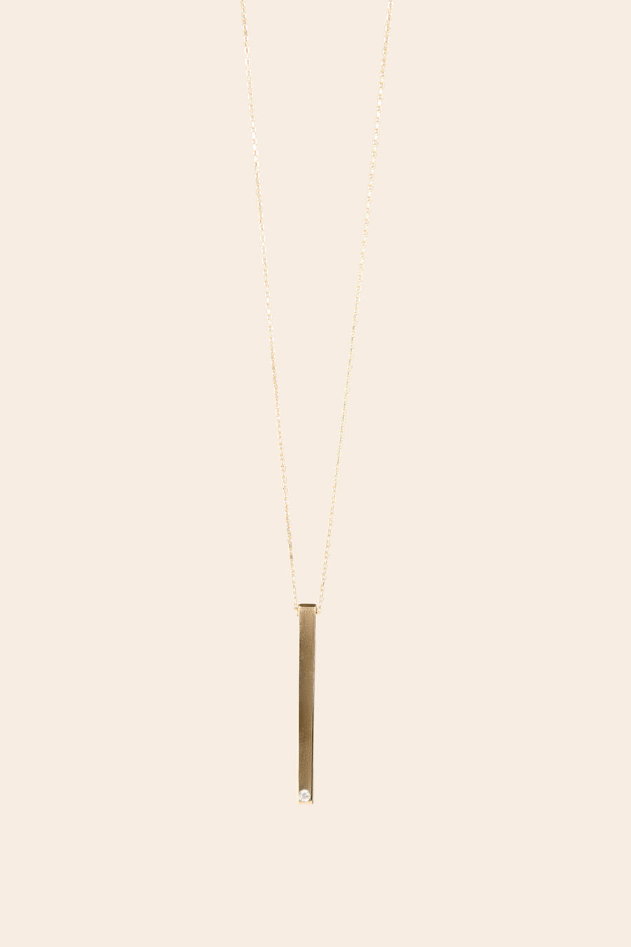 Avery Sparkling Bar Necklace