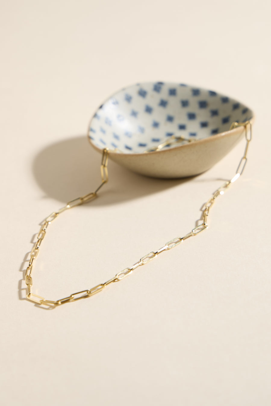 No.5 paperclip chain
