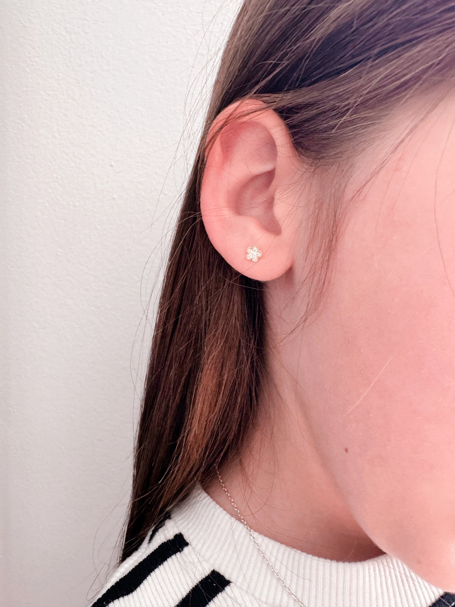 Boucles d'oreilles petites marguerites