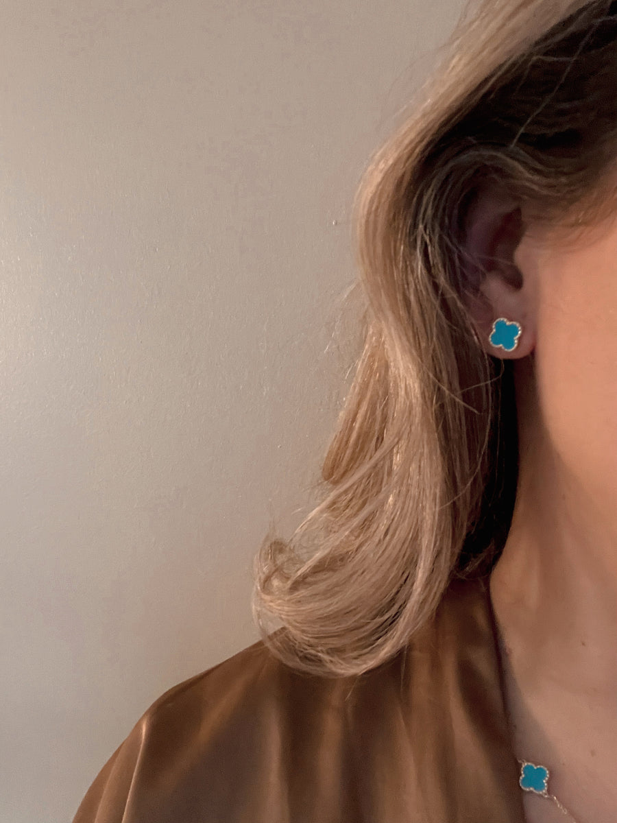 Boucles d'oreilles Lily avec trèfle turquoise 
