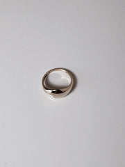 Bague dôme en or jaune Billie