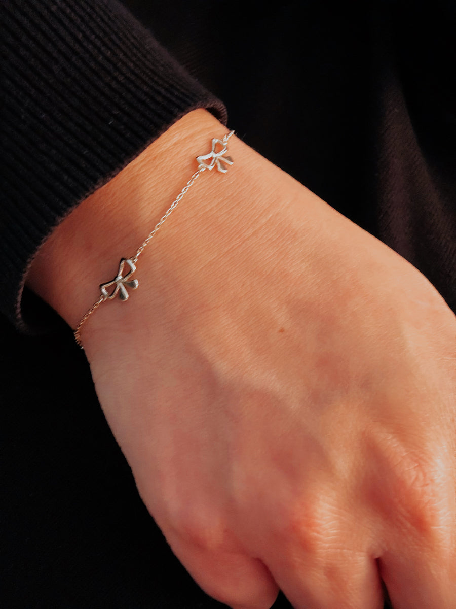 Nora bow bracelet