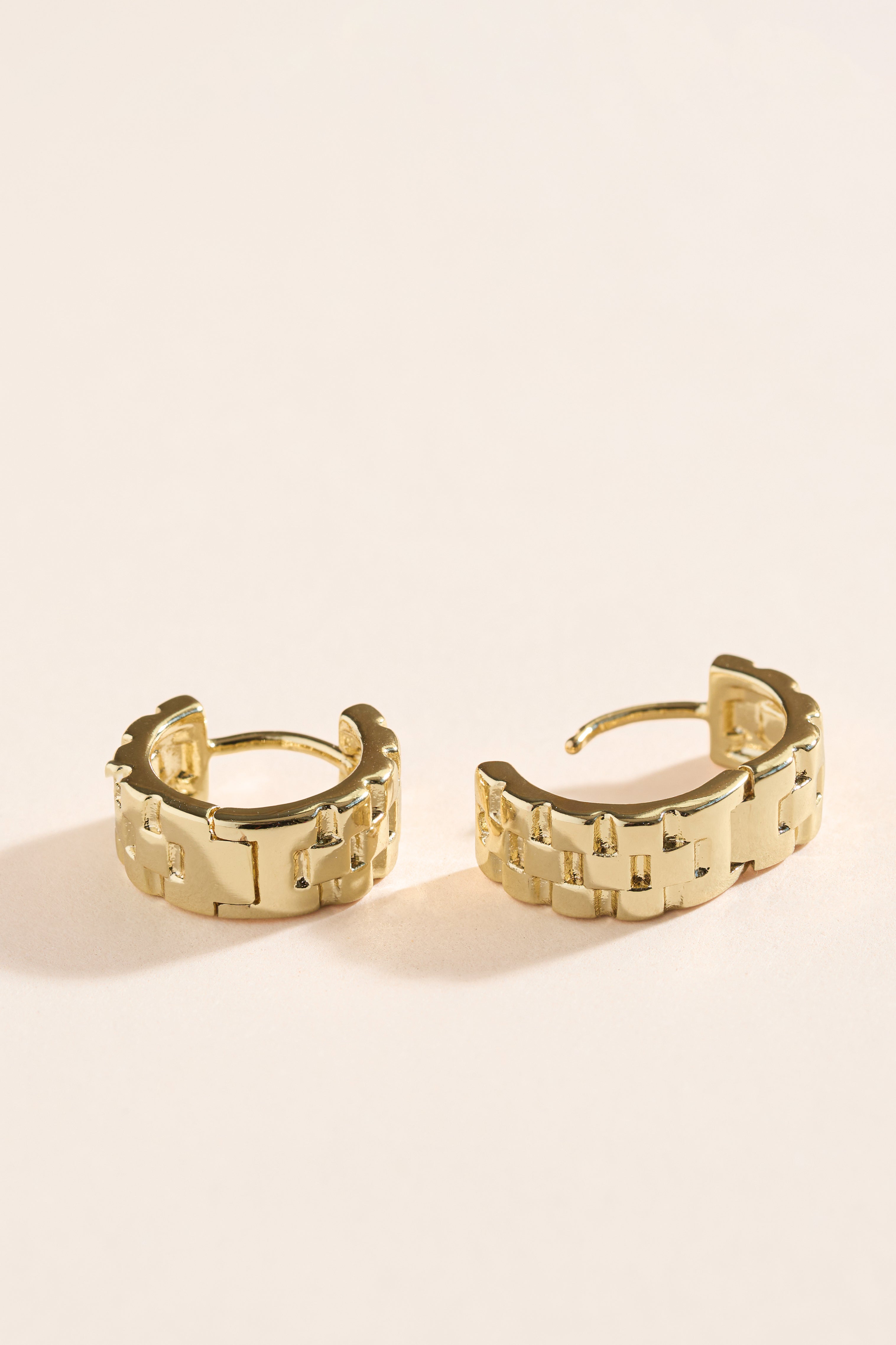 Victoria Textured Huggie Hoops